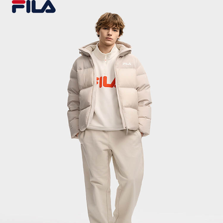 双11现货：斐乐保暖连帽短款羽绒服外套 福利价仅1598元秒杀！