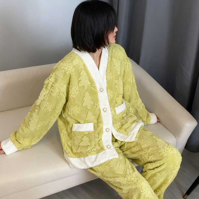 超火【舒棉绒】高品质加绒加厚睡衣套装 券后【39.9元】包邮秒杀