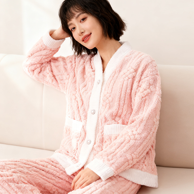 高品质【舒棉绒】加厚保暖睡衣套装 券后【39.9元】包邮秒杀